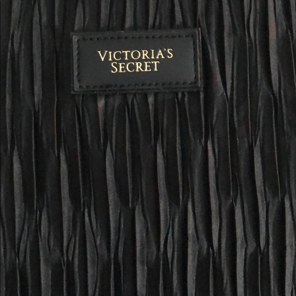 NEW Victoria’s Secret Large satiny tote - Picture 8 of 8